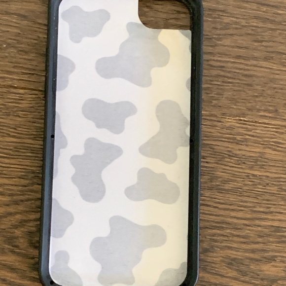 Wildflower moo moo cow iPhone X/XS case - Picture 5 of 6